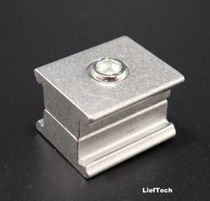 28 มม อลูมิเนียมท่อ Fittings ปานกลางร่วม Die Casting มาตรฐานสากล