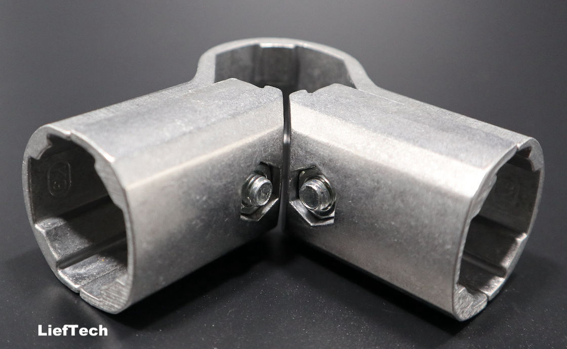 4 Way Aluminium Pipe Connectors ขนาดมาตรฐาน 90 องศา